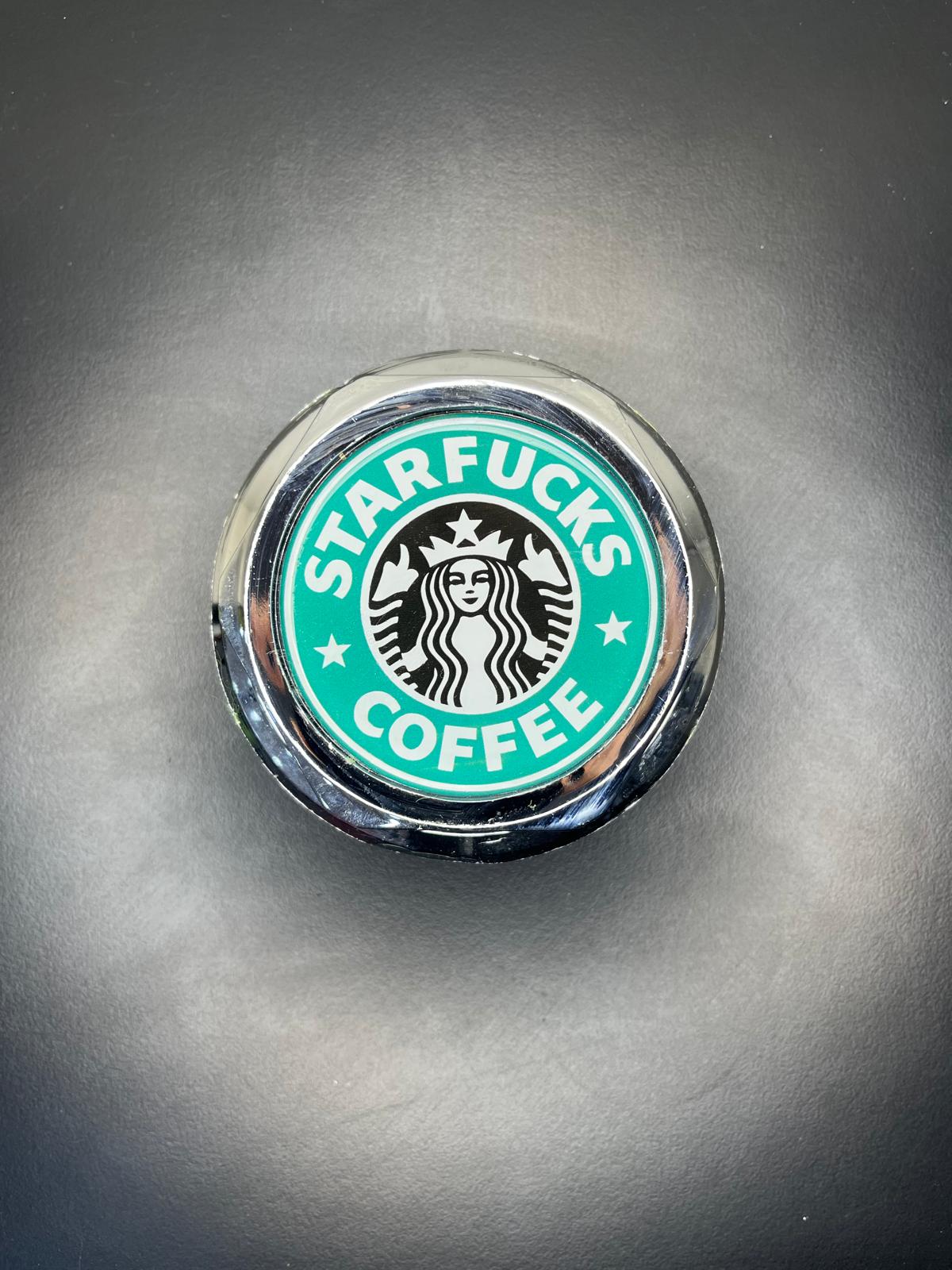 Starfucks Coffee Parodi Tasarımlı Araç Yakıt Depo Kapağı Aksesuarı - Krom Çerçeveli